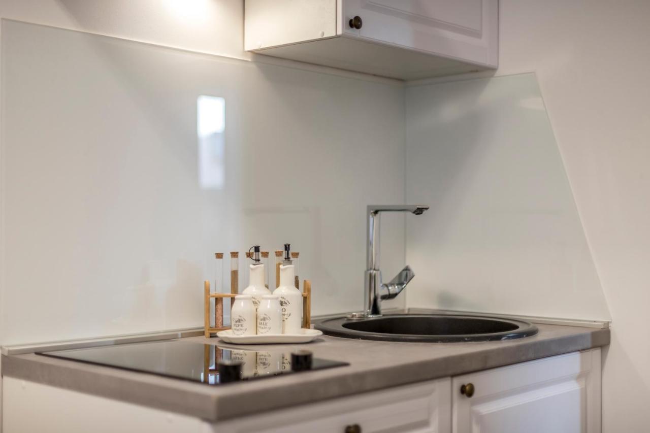 Studio Apartments Insula Split Ngoại thất bức ảnh