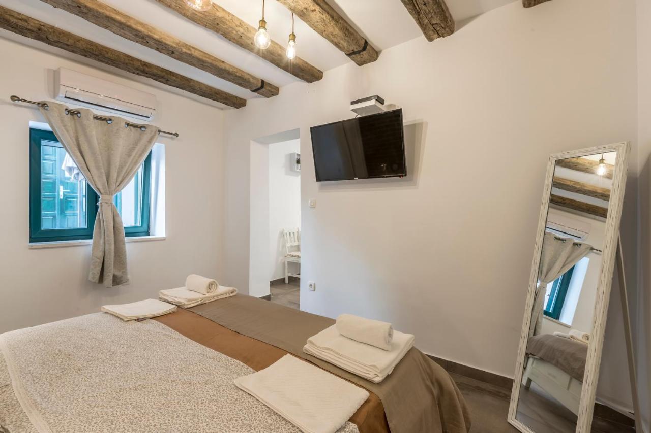 Studio Apartments Insula Split Ngoại thất bức ảnh