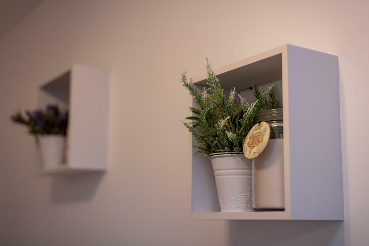 Studio Apartments Insula Split Ngoại thất bức ảnh
